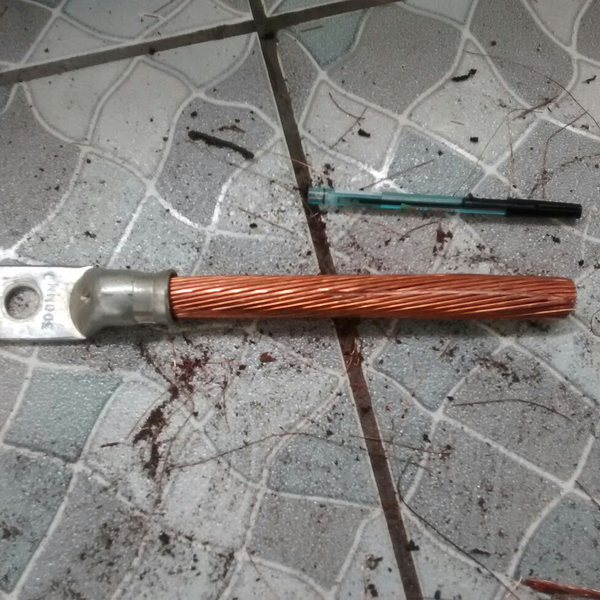 Cobre sucata de alta tensao - metais - Niteroi, RJ - B2Blue - Compra e Venda de Resíduos