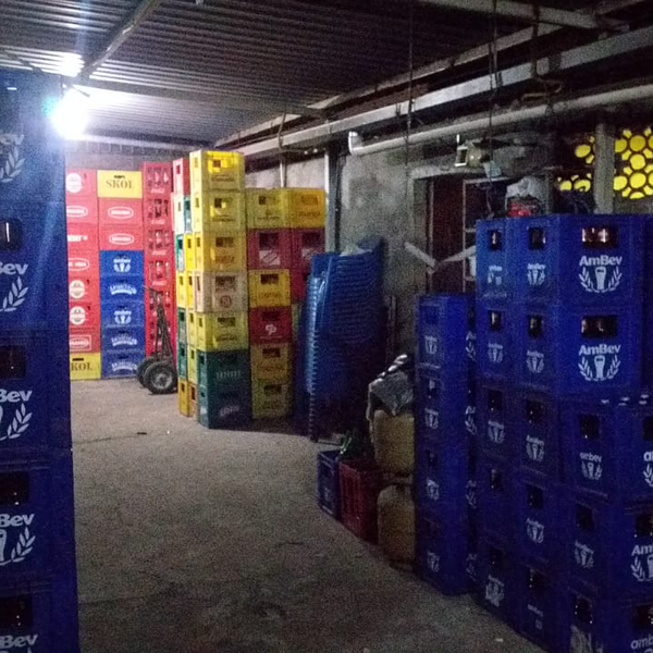 Resíduo: Engradados de bebidas - B2Blue  - Compra e Venda de Resíduos