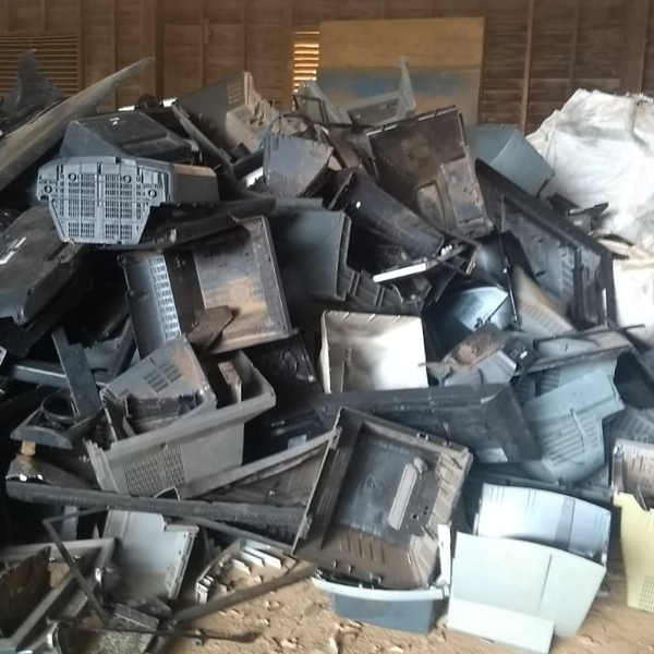 Carcaça de tv de tubo e informatica - eletroeletrônicos - VILHENA, RO - B2Blue - Compra e Venda de Resíduos