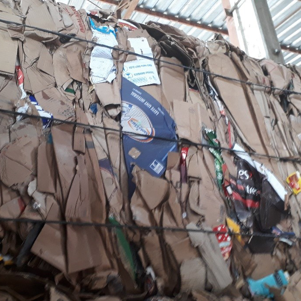 Papelão ondulado 2 - papel/papelão - Criciúma, SC - B2Blue - Compra e Venda de Resíduos