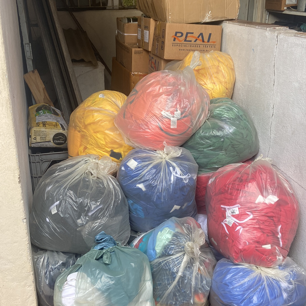 Poliester ,poliamida - outros - São Paulo, SP - B2Blue - Compra e Venda de Resíduos