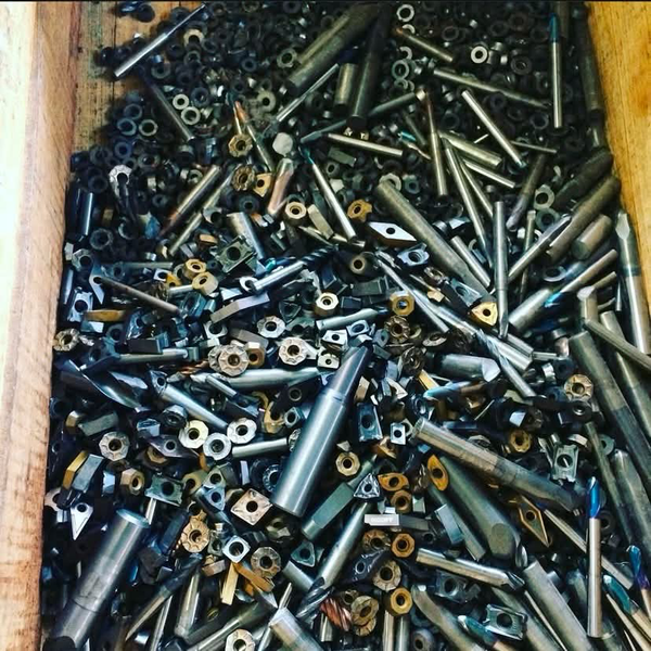 Resíduo: Metal duro tungstênio  - B2Blue  - Compra e Venda de Resíduos