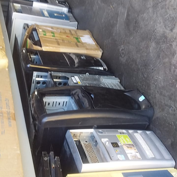 Resíduo: Cpu - B2Blue  - Compra e Venda de Resíduos