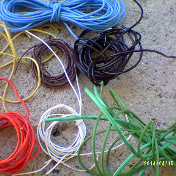 Pvc capas de fios - plástico - Criciuma, SC - B2Blue - Compra e Venda de Resíduos