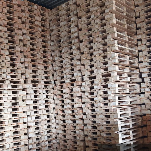 Resíduo: Paletes de madeira - B2Blue  - Compra e Venda de Resíduos