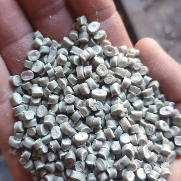 Ráfia granulada - plástico - Nova Fátima, PR - B2Blue - Compra e Venda de Resíduos