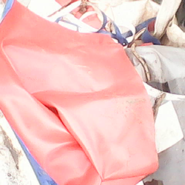 Resíduo: Lona de pvc com trama retalhos grandes aproveitáveis - B2Blue  - Compra e Venda de Resíduos