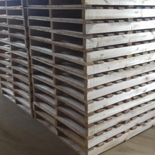 Resíduo: Paletes de madeira - B2Blue  - Compra e Venda de Resíduos