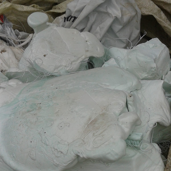 pet branca e colorida borra - Plástico