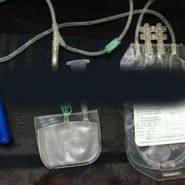 Bolsa de coleta de sangue não usada - vencida! pvc - plástico - Porto Alegre, RS - B2Blue - Compra e Venda de Resíduos