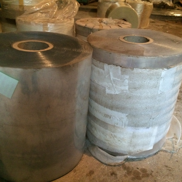 Bobinas de pet + pe - plástico - Veranópolis, RS - B2Blue - Compra e Venda de Resíduos