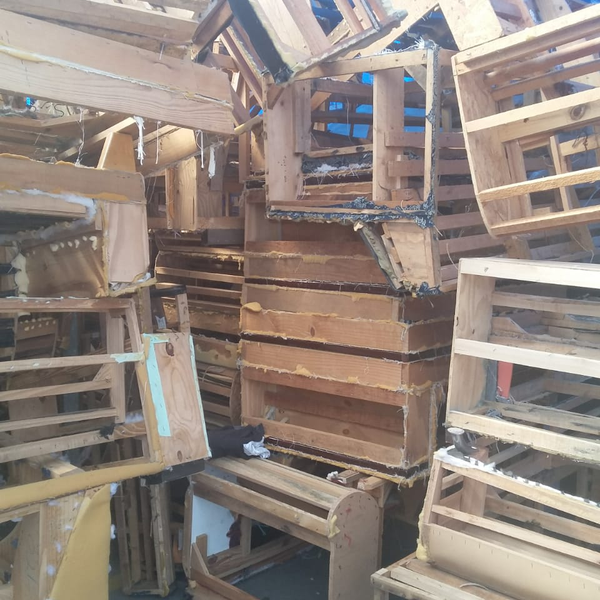 Sofá (Inteiro - Produtos de 2a linha