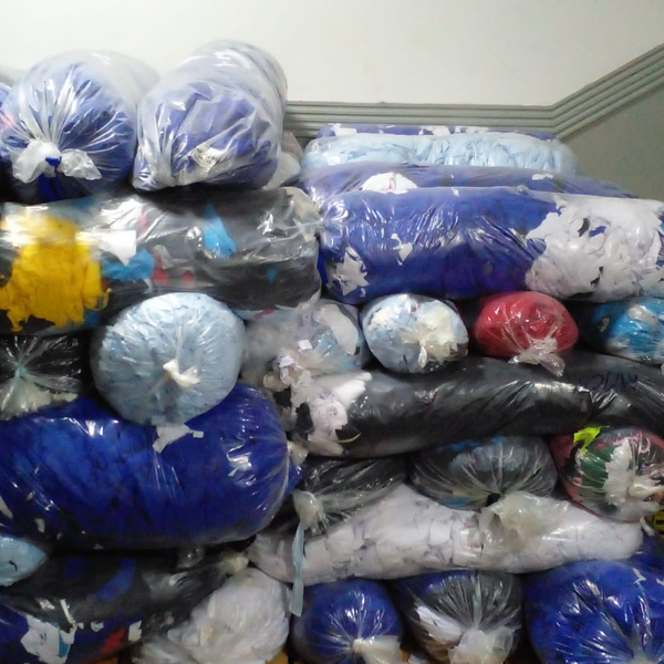 Retalhos de algodão - tecido - Jaú, SP - B2Blue - Compra e Venda de Resíduos