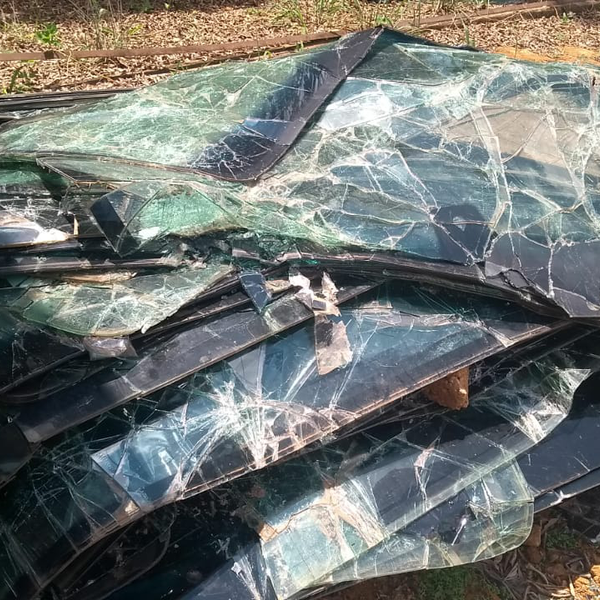 Vidro para brisa e vidro de tv tubo - vidro - VILHENA, RO - B2Blue - Compra e Venda de Resíduos