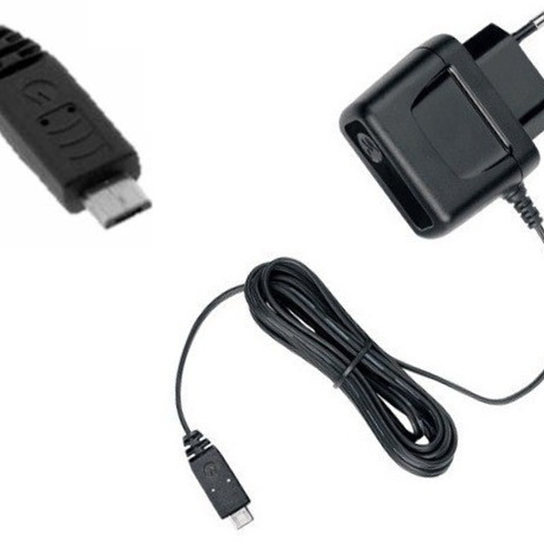 Carregadores de celular - eletroeletrônicos - Boracéia, SP - B2Blue - Compra e Venda de Resíduos