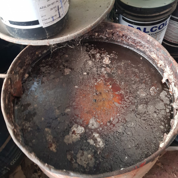 Borra de tinta contaminada - químicos - Itaquaquecetuba, SP - B2Blue - Compra e Venda de Resíduos