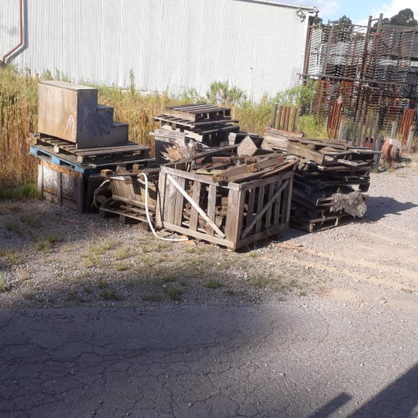  madeira de embalagens, suportes e pallets (inclusive com... - madeira - Porto Alegre, RS - B2Blue - Compra e Venda de Resíduos