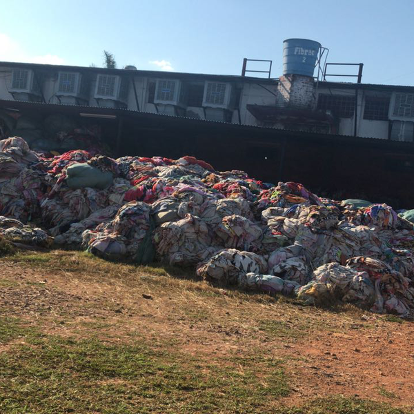 Resto de confecccao de cobertores - tecido - Cuiaba, MT - B2Blue - Compra e Venda de Resíduos