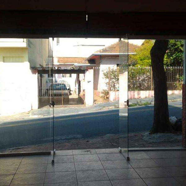 Resíduo: Vitrine de vidro - B2Blue  - Compra e Venda de Resíduos