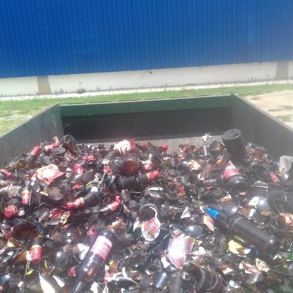 Vidro quebrado - vidro - Ibiporã, PR - B2Blue - Compra e Venda de Resíduos