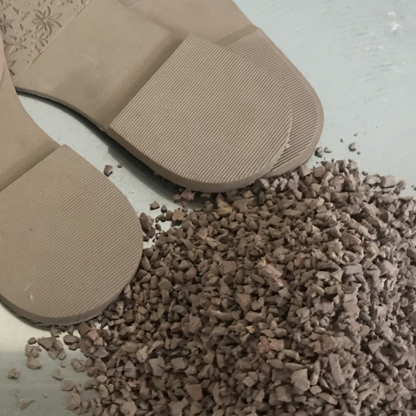 Pvc flexivel  moido (para fazer sola de sapato) - plástico - Jaú, SP - B2Blue - Compra e Venda de Resíduos