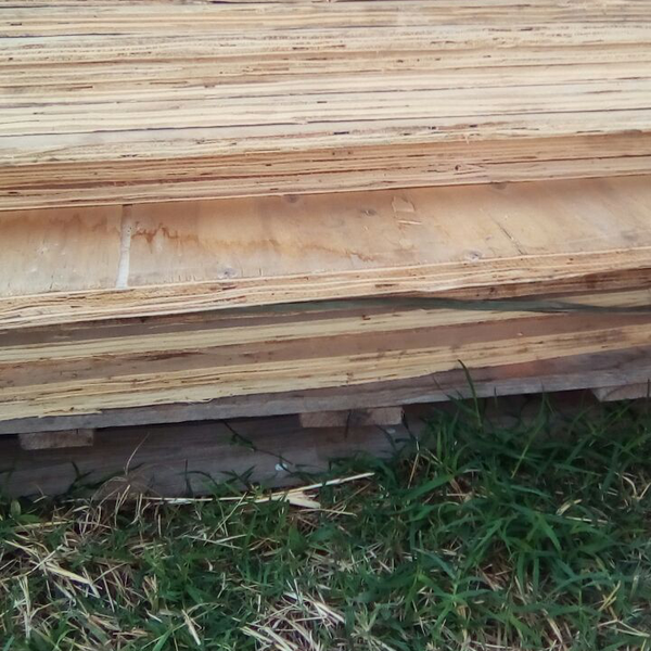 chapas recicladas de compensados 15/17 mm - Madeira