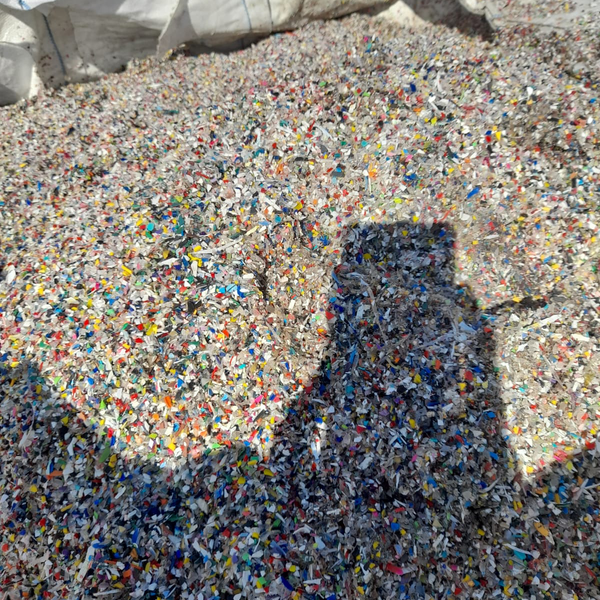 Resíduo: Pe e pp contaminado - B2Blue  - Compra e Venda de Resíduos