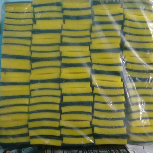Esponja dupla face - plástico - Cotia, SP - B2Blue - Compra e Venda de Resíduos