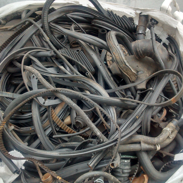 Resíduo: Borracha de porta de carro,mangueira de borracha - B2Blue  - Compra e Venda de Resíduos