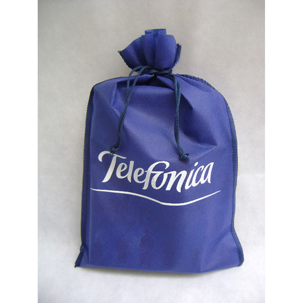 Sacolas tnt - plástico - São Paulo, SP - B2Blue - Compra e Venda de Resíduos