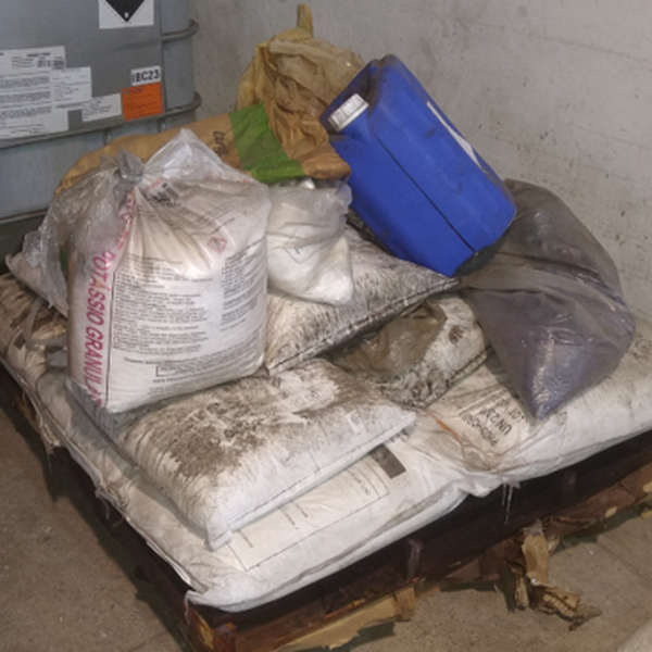 Acido fosforico - químicos - COSMOPOLIS, SP - B2Blue - Compra e Venda de Resíduos