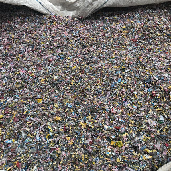 Resíduo: Aparas de filmes plasticos - B2Blue  - Compra e Venda de Resíduos