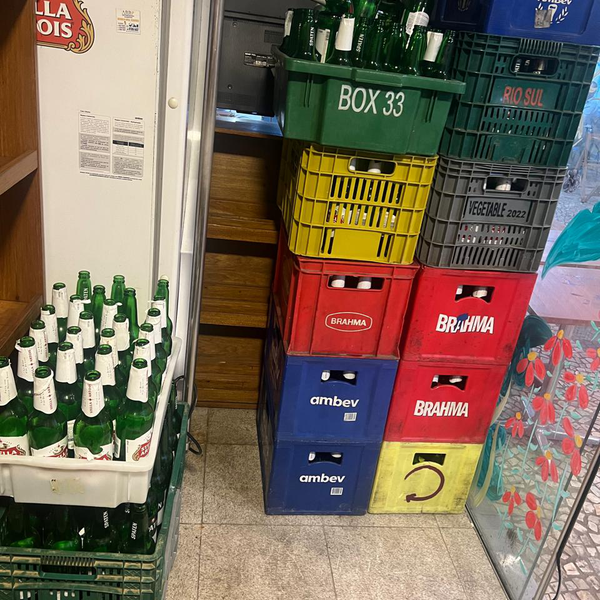 Garrafas de vidrio cerveja 600ml - vidro - Rio de Janeiro, RJ - B2Blue - Compra e Venda de Resíduos