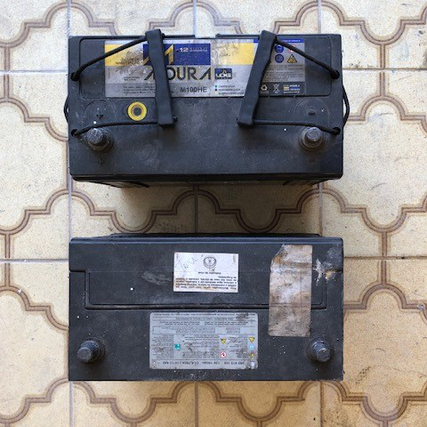 Bateria de carro - eletroeletrônicos - São Paulo, SP - B2Blue - Compra e Venda de Resíduos