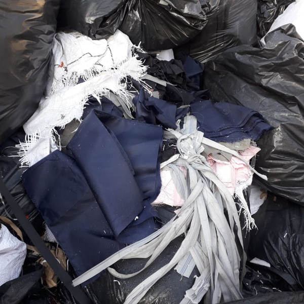 Retalhos de tecidos diversos: poliéster, nylon, lona, etc. - tecido - GUARULHOS, SP - B2Blue - Compra e Venda de Resíduos