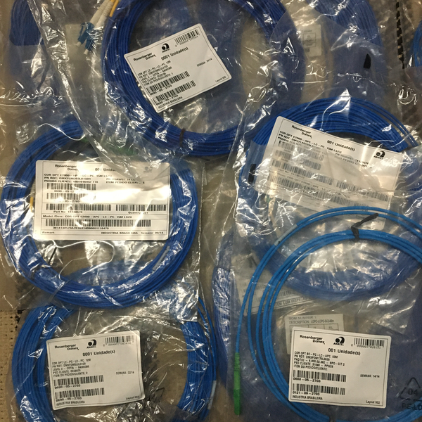 Resíduo: 21 unidades de cabo óptico marcas:rosenberger global tech - B2Blue  - Compra e Venda de Resíduos