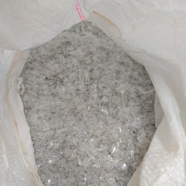 flake pet cristal e verde / tampa e rotulo muido e lavada - Plástico