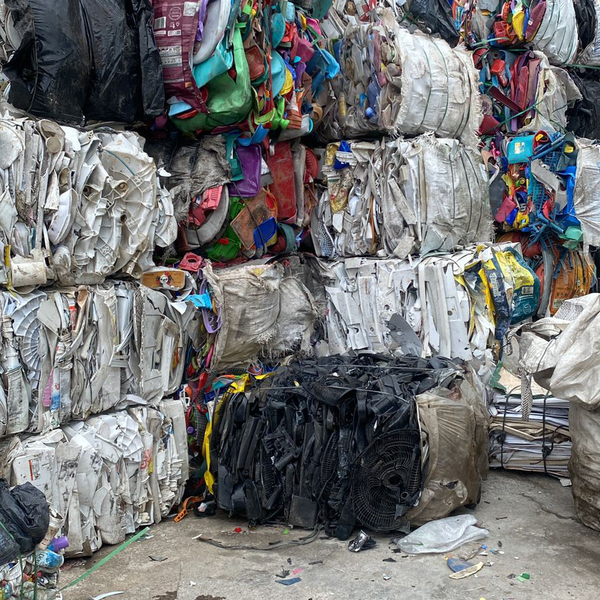 Pp  e pe em geral - outros - Louveira, SP - B2Blue - Compra e Venda de Resíduos