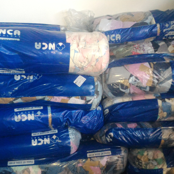 Restos de malhas - tecido - São Paulo, SP - B2Blue - Compra e Venda de Resíduos