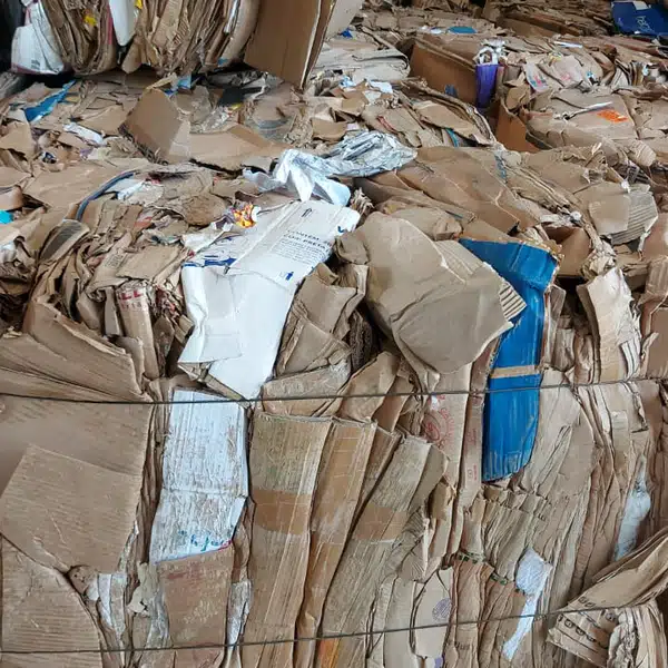 Papelao ,plasticos - papel/papelão - São Paulo, SP - B2Blue - Compra e Venda de Resíduos