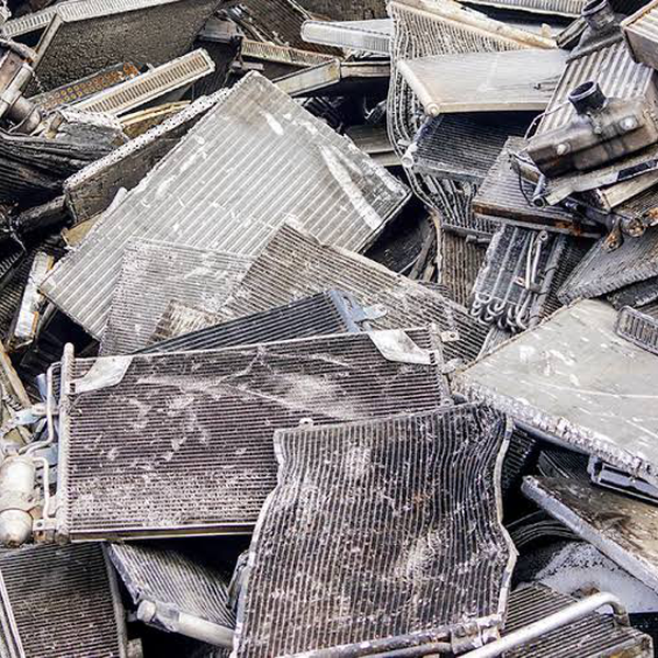 Alumínio  proveniente de radiadores de cobre - metais - Mococa, SP - B2Blue - Compra e Venda de Resíduos