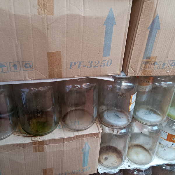 Potes de vidros  - outros - São Paulo, SP - B2Blue - Compra e Venda de Resíduos