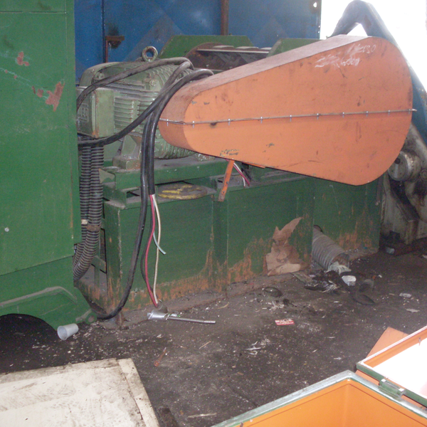 Moinho de martelo - produtos de 2a linha - São Paulo, SP - B2Blue - Compra e Venda de Resíduos