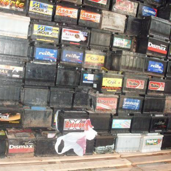 Sucata bateria automotiva - eletroeletrônicos - São Paulo, SP - B2Blue - Compra e Venda de Resíduos