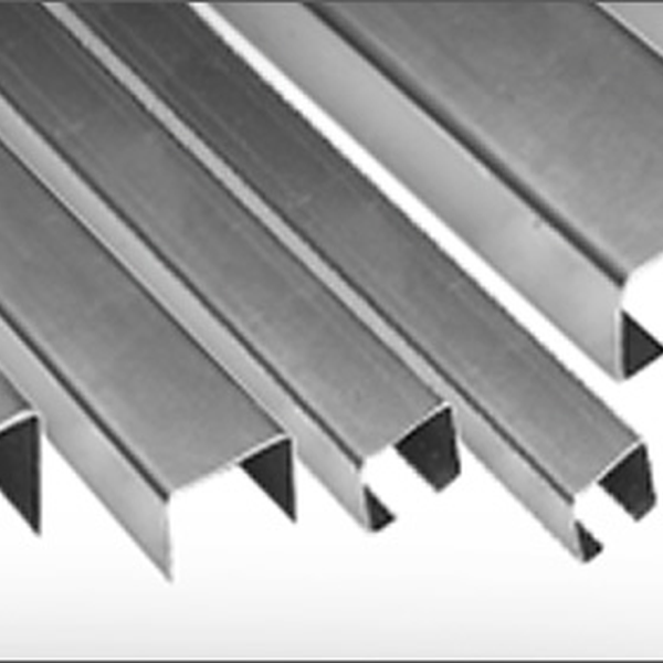 Perfis leve de aço galvanizado - metais - Curitiba, PR - B2Blue - Compra e Venda de Resíduos