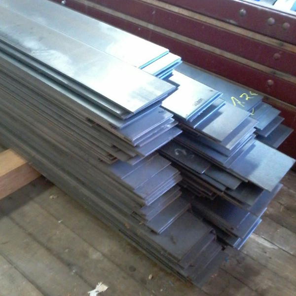 Retalhos de chapa - metais - São João Da Boa Vista, SP - B2Blue - Compra e Venda de Resíduos