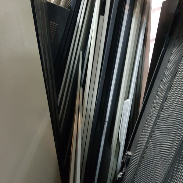 Resíduo: Carcaça de rack - B2Blue  - Compra e Venda de Resíduos