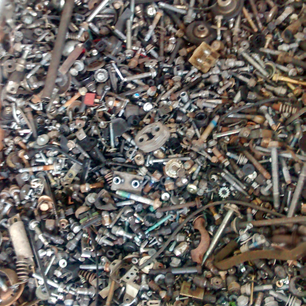 Resíduo: Parafusos misto - B2Blue  - Compra e Venda de Resíduos