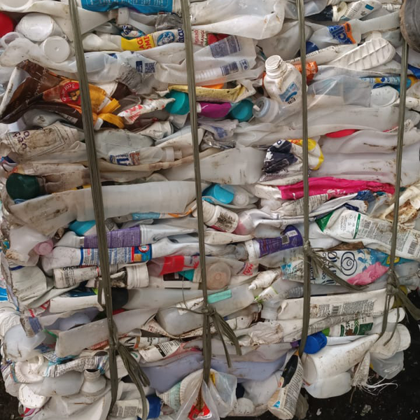 Pead pós consumo - plástico - Curitiba, PR - B2Blue - Compra e Venda de Resíduos