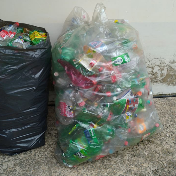 Pet - plástico - Santa Bárbara D'Oeste, SP - B2Blue - Compra e Venda de Resíduos